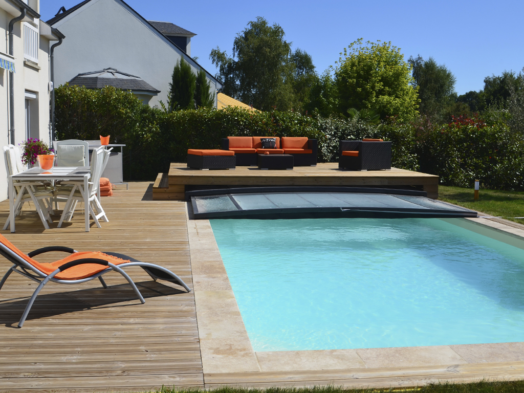 L'abri de piscine plat et le concept Outdoor avec Bonheur Piscines