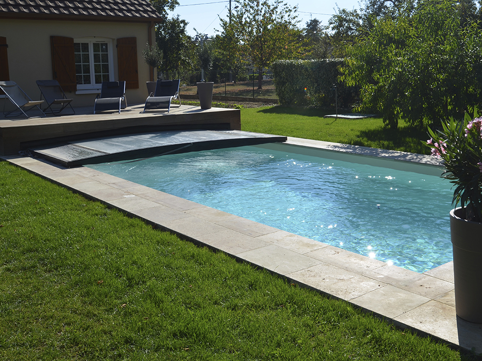 L'abri de piscine plat et le concept Outdoor avec Bonheur Piscines