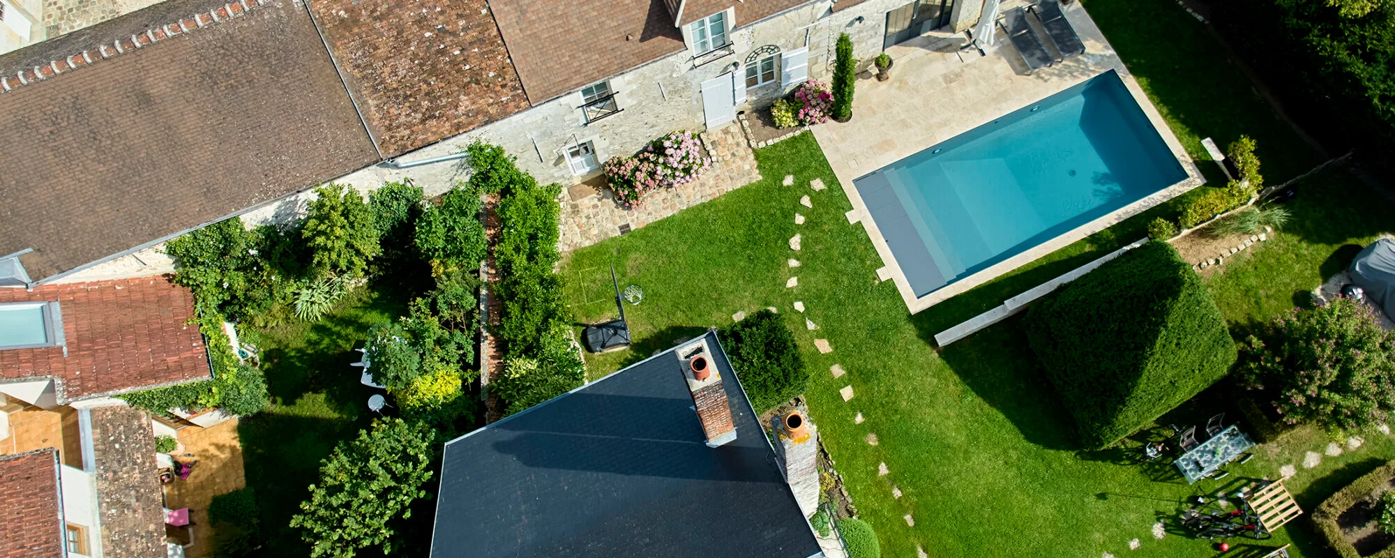Trouver le meilleur pisciniste autour de moi : HÉNOCQUE PISCINES ET SPAS, mon expert local