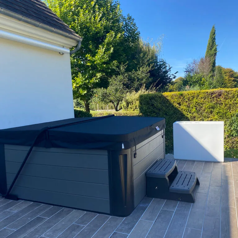 Spa à jets massants extérieur : guide complet pour choisir votre spa haut de gamme