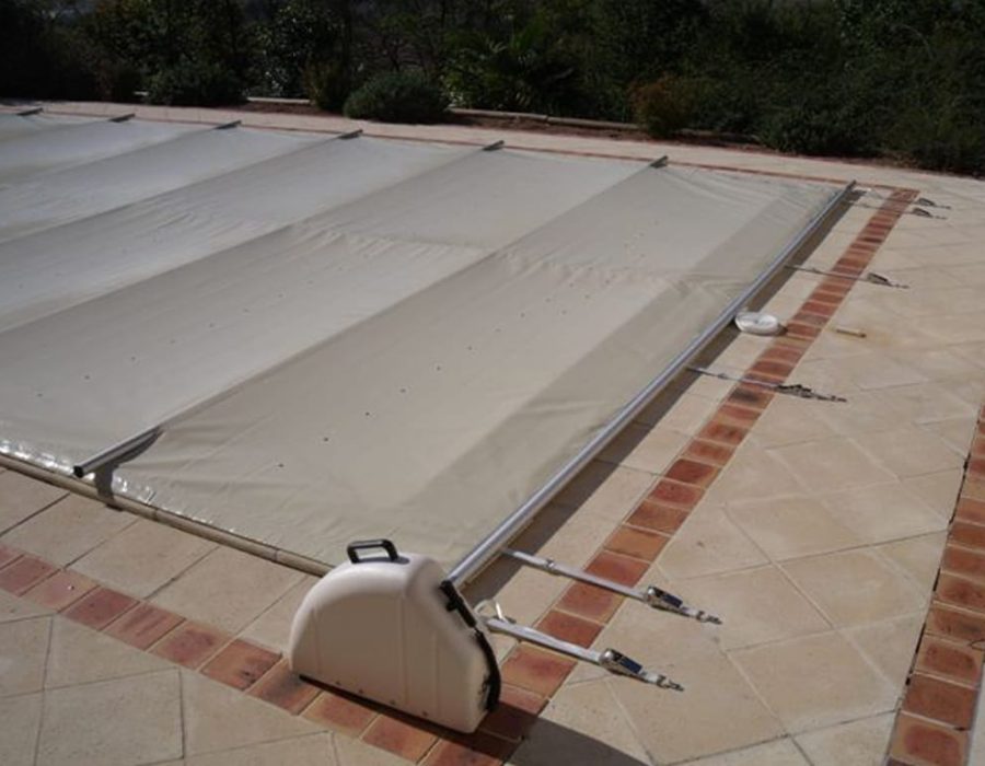 Votre couverture à barres pour piscines
