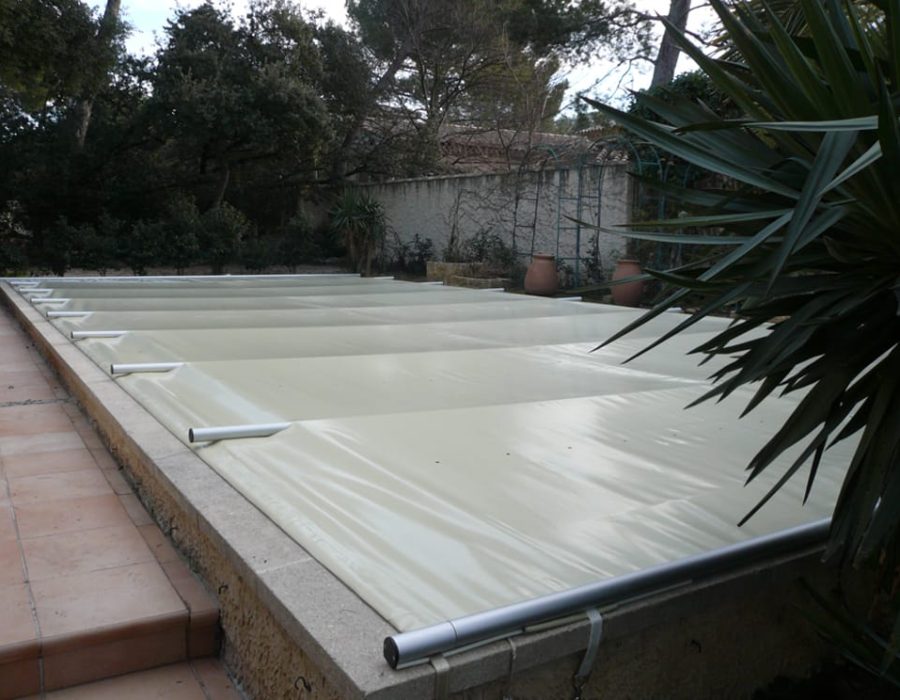 Votre couverture à barres pour piscines