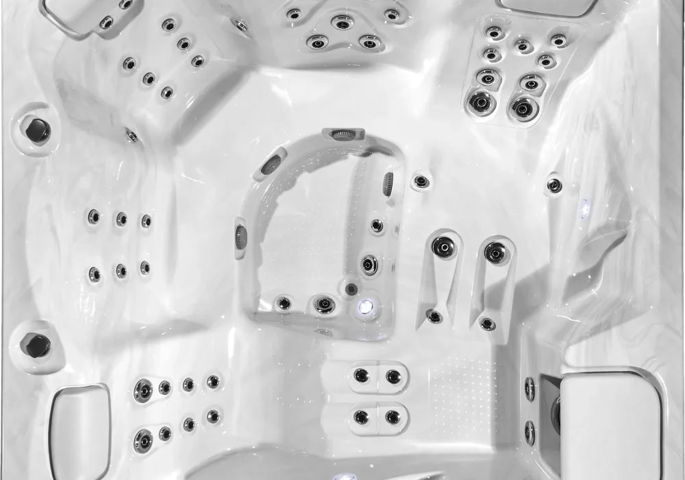 Spa OEWEO Confort XL5+ avec 5 places, dont 2 allongées, et 56 jets de massage.